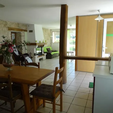 Vakantiehuis L'etable Aux Deux Noix Arc-en-Barrois