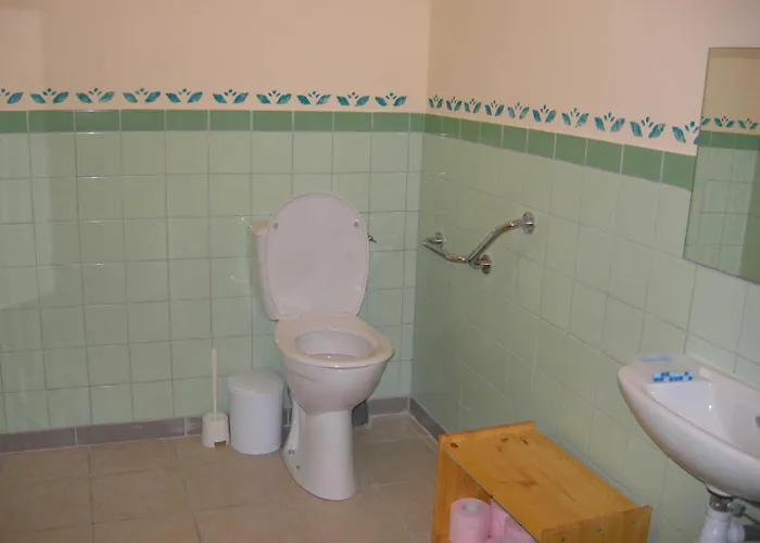 L'etable Aux Deux Noix